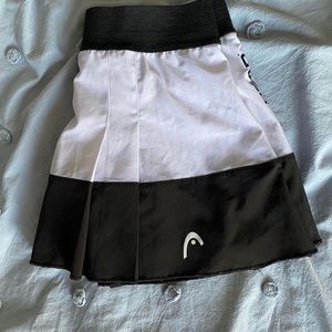 Black and white athletic skirt!